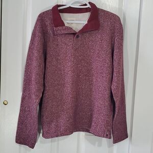 Fossil sweater